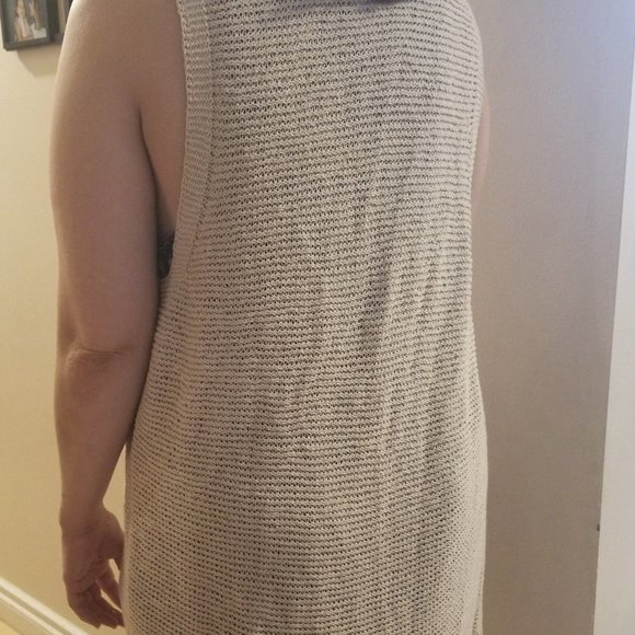 GAP Open arm and front one piece poncho sweater - Picture 2 of 3